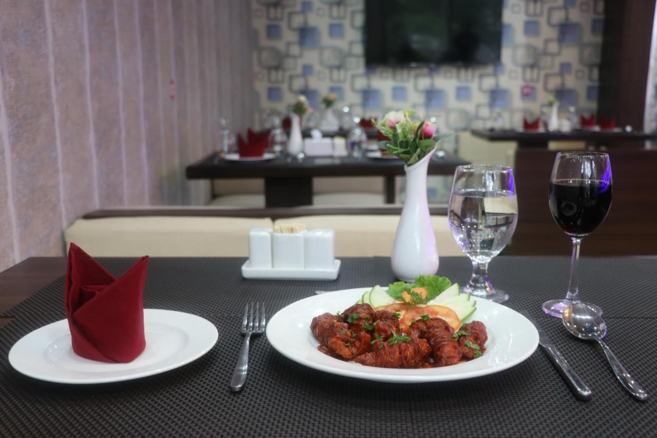 Marinha Airport Hotel Katmandu Eksteriør billede